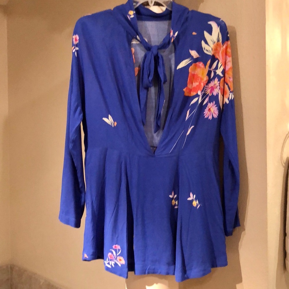 Beautiful oversized Free People blouse NWOT